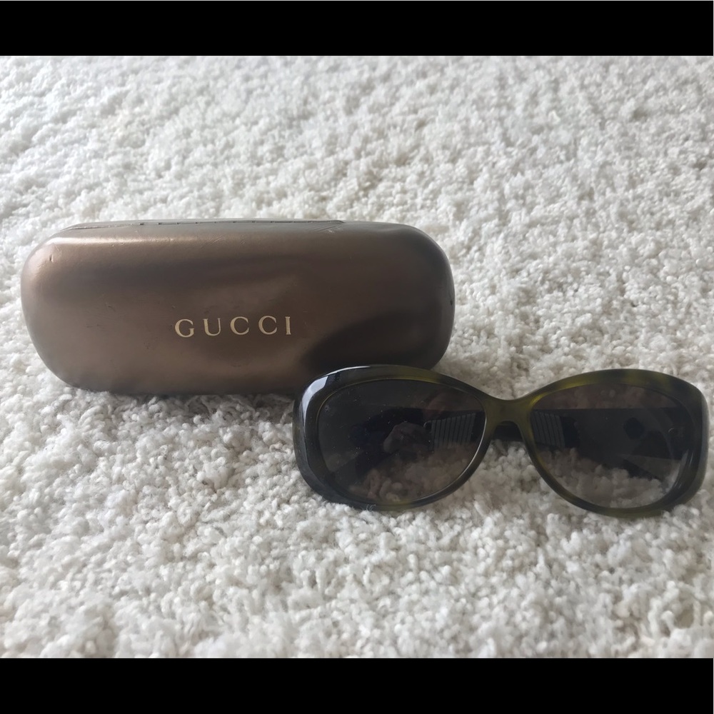 Gucci green tortoise shell sunglasses